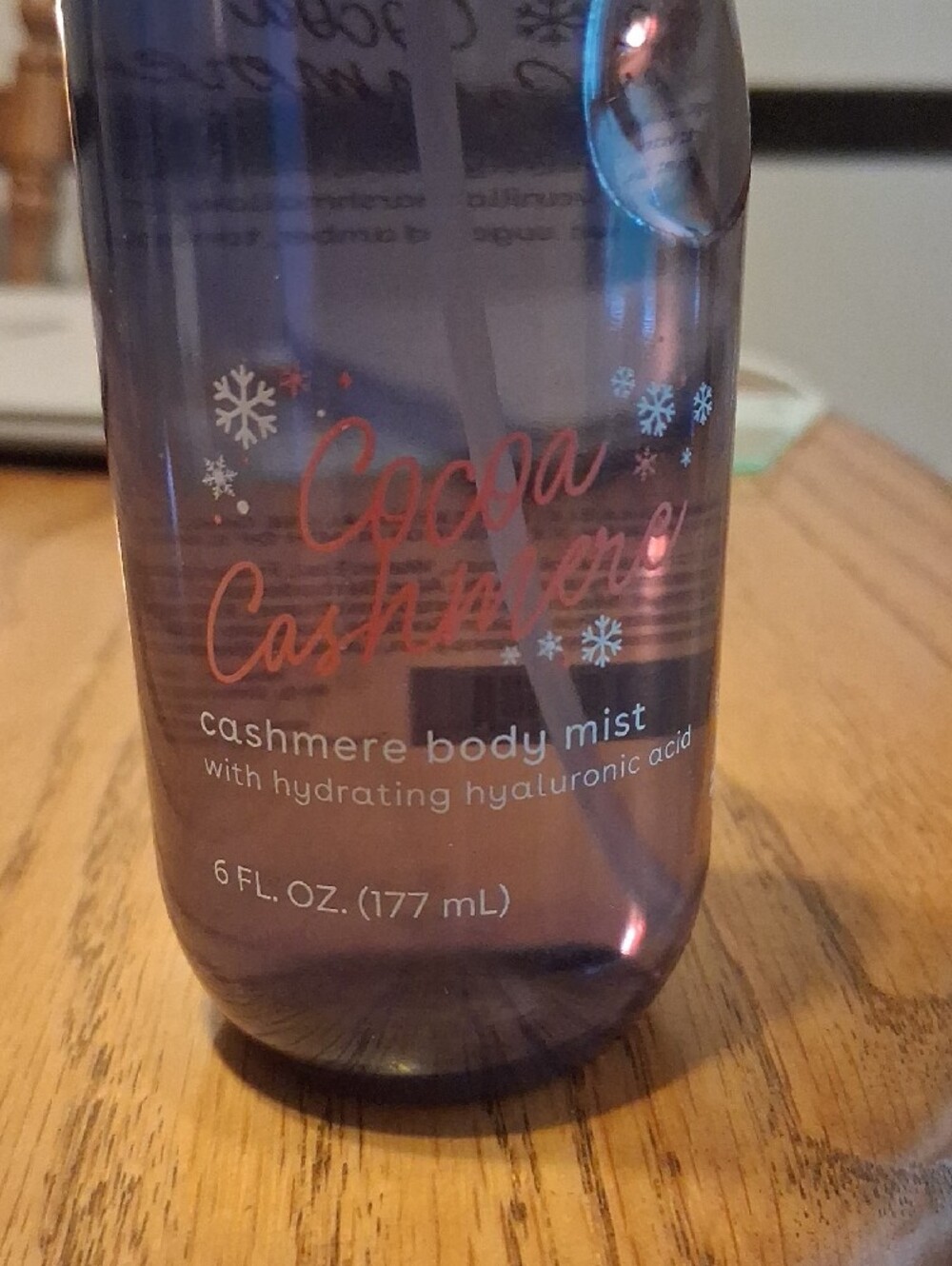EOS Cocoa Cashmere Body Mist - Holiday 2025 - Picture 2 of 4